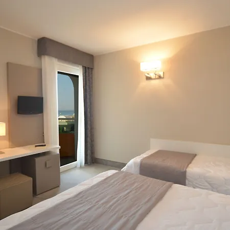 Hotel Anthony-3